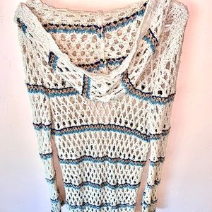 FREE PEOPLE • LONG CROCHET SWEATER • SIZE M